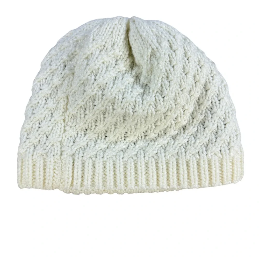 Under Armour Beanie Women OSFA White Knit Fleece Lined Winter Hat Cable Ribbed‎